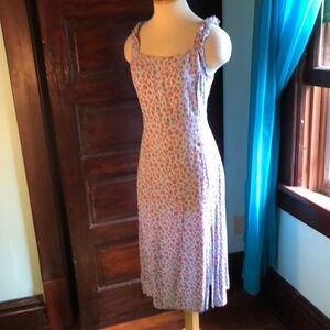 American Eagle 🦅 sundress med/midi/smocked in back/stretch strap makes ruffle